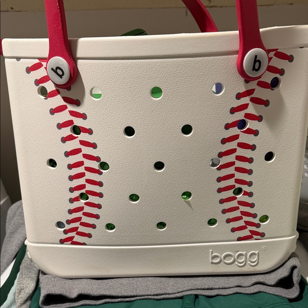 Bogg medium Tote Bag - White and Red